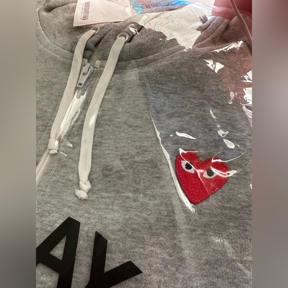 COMME DES GARCONS PLAY GRAY FULL ZIP HOODIE WITH RED HEART SIZE EXTRA LARGE - Picture 13 of 15